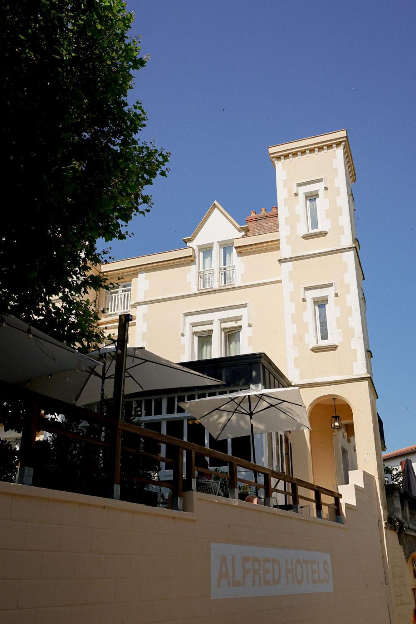 Alfred Hotels Les Halles Biarritz Exteriér fotografie